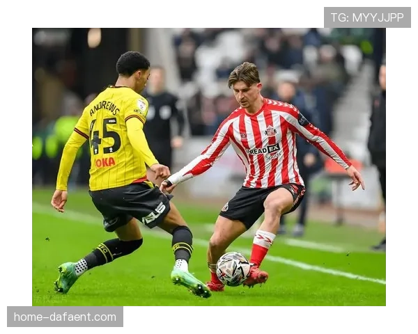 利兹联主场取胜博纳诺特租借加盟后首次进球